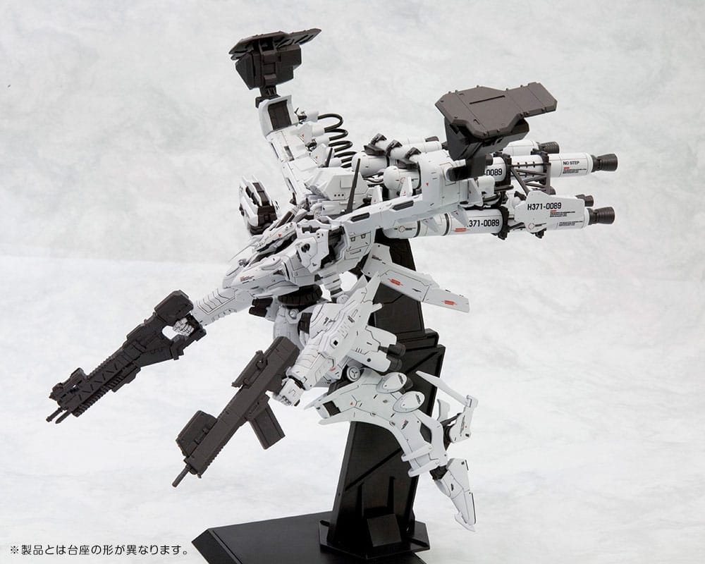 Armored Core - Model Kit 1/72 LINEARK WHITE-GLINT & V.O.B Set