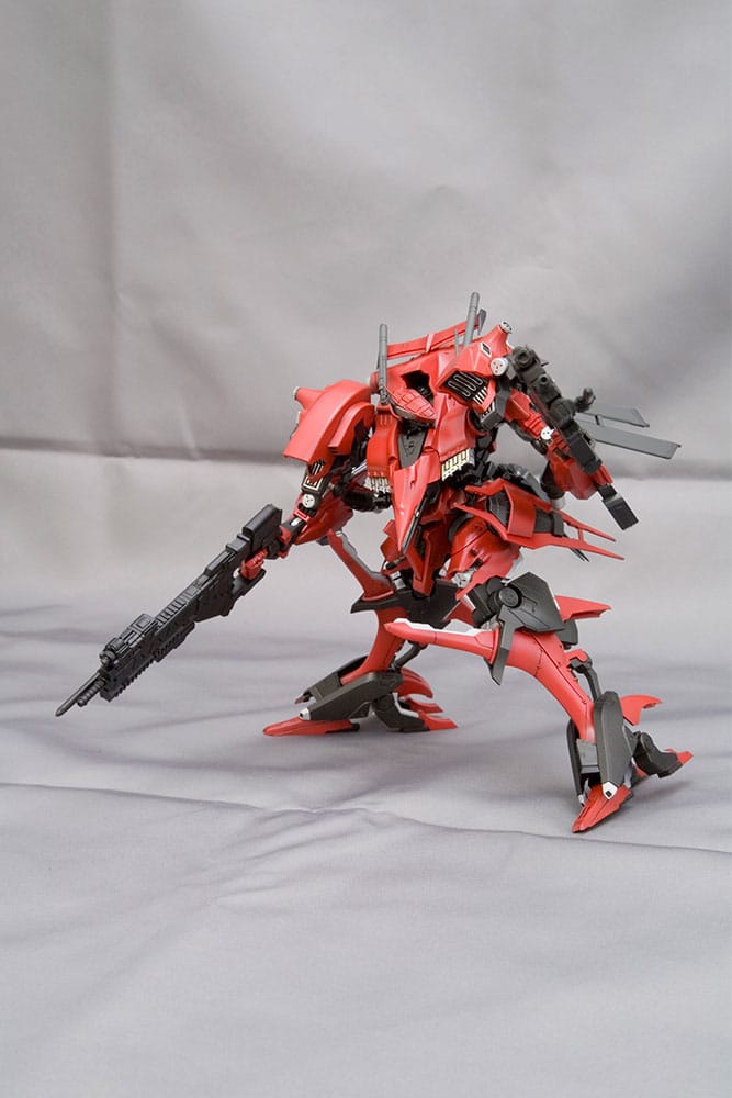 Armored Core - Model Kit 1/72 RAYLEONARDO 03-AALIYAH KPCHAR Full Package Vers.